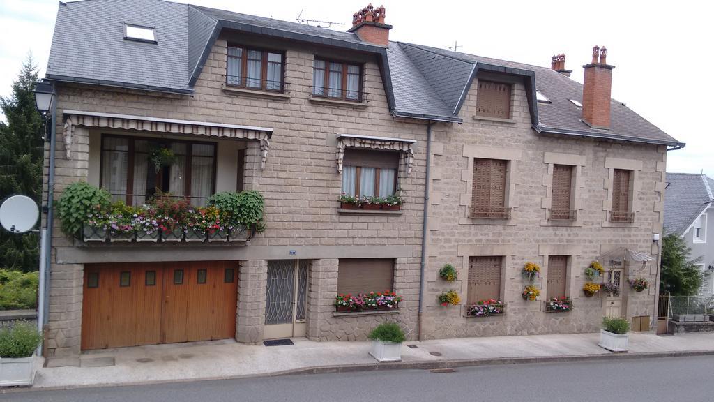 Chambre D'Hotes Des Monedieres Bed & Breakfast Treignac Luaran gambar